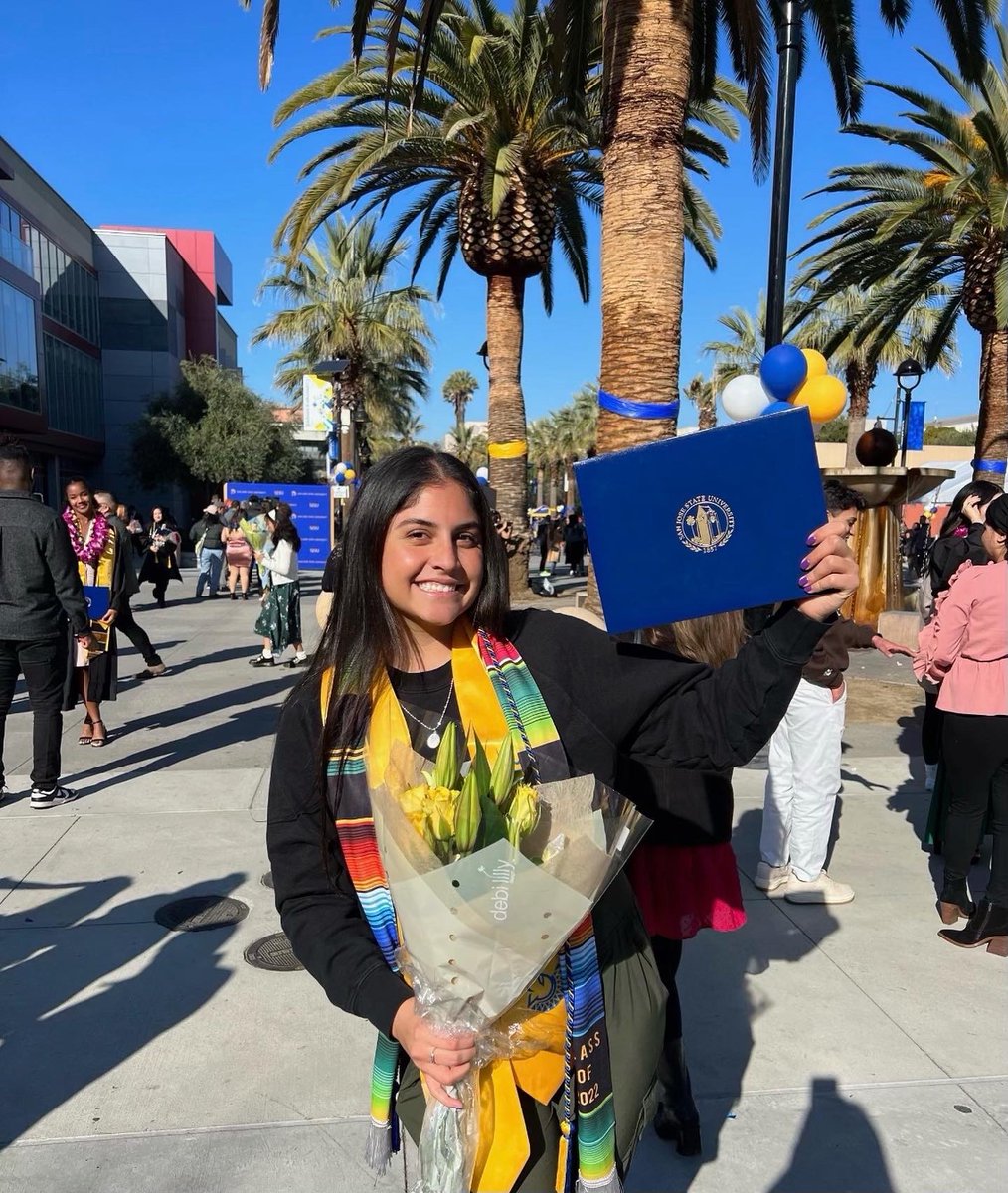 sjsuwsoc's tweet image. Congratulations to the Nava twins!👯‍♀️

Natalia Nava graduated with a degree in Business Admin and Human Resources Management. 

Sabrina Nava graduated with a degree in Justice Studies! 🎓✨🤩 Great job ladies! 

#AllSpartans | #Believe33 | #SJSUGrad