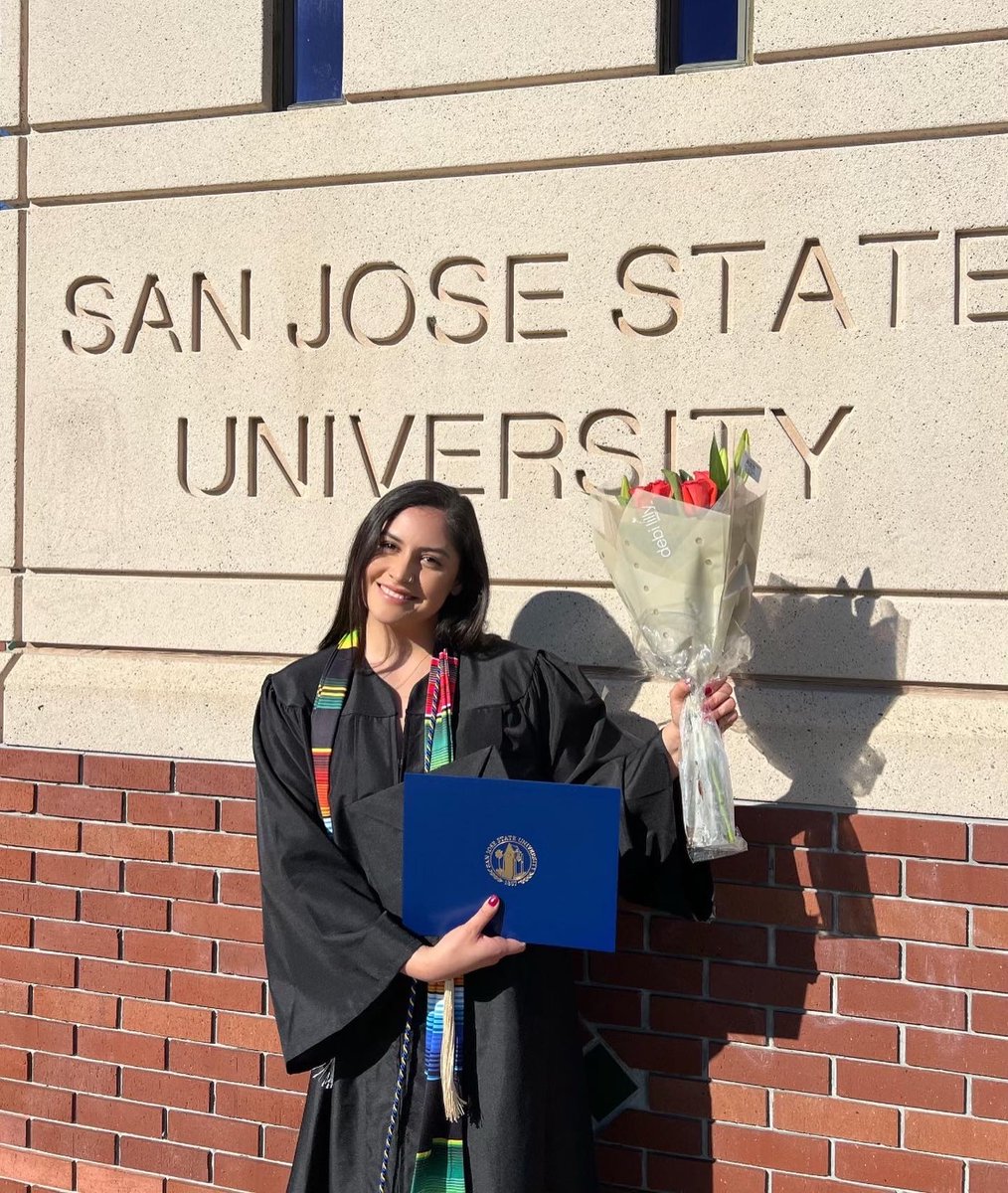 sjsuwsoc's tweet image. Congratulations to the Nava twins!👯‍♀️

Natalia Nava graduated with a degree in Business Admin and Human Resources Management. 

Sabrina Nava graduated with a degree in Justice Studies! 🎓✨🤩 Great job ladies! 

#AllSpartans | #Believe33 | #SJSUGrad