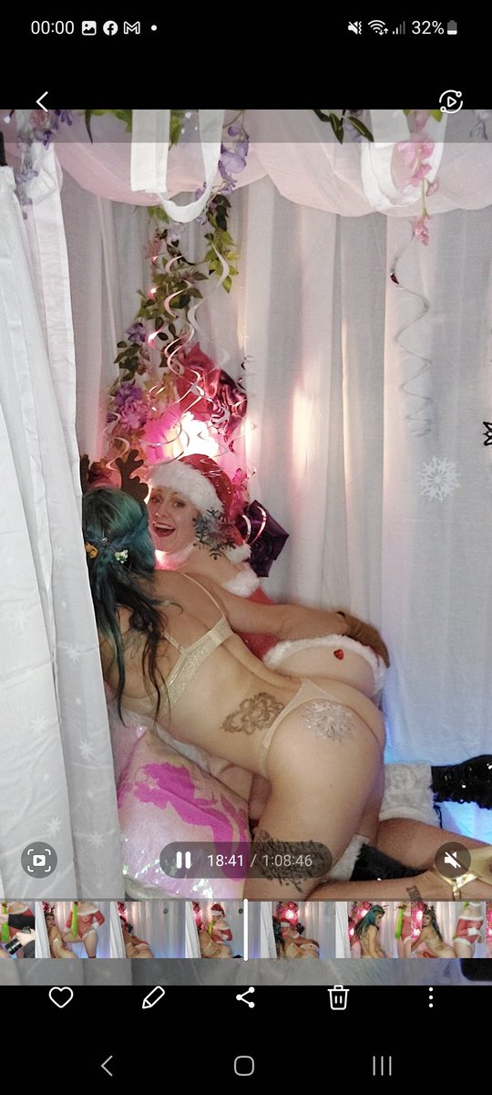 OnlyFinsGirls's tweet photo. Feeling festive &amp; boooooootilicious!!!

Full shoot heading to our @AdmireMeVIP this Christmas!!!

@wixxbold 
@Hottest_BabesRT 
@British_Hotties 
@RT_Promo_Pirat 
@AdmireMePromo https://t.co/qPDl2fcPXk