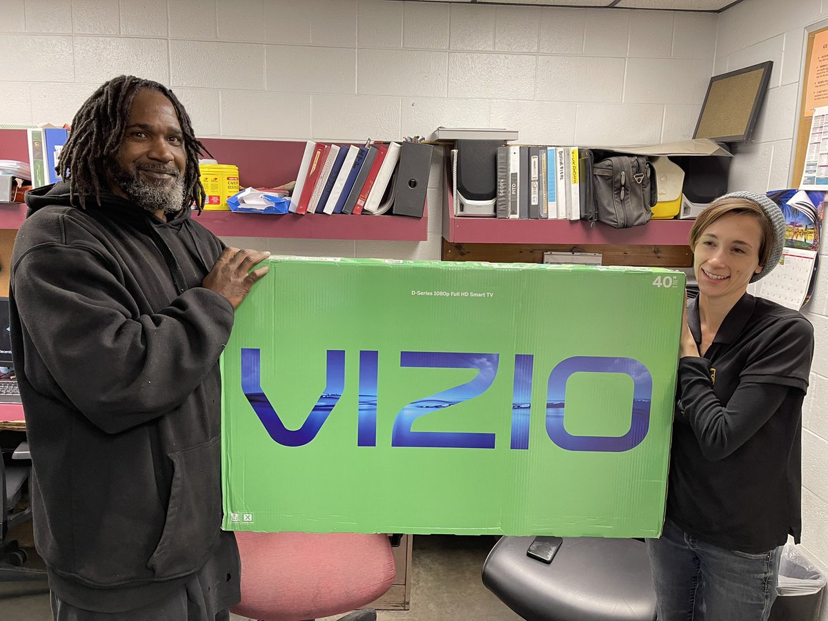 okc_preload's tweet photo. It’s TV Give-A-Way time!!! #OKC #Preload #OffSorts attendance Winner is Cordell Cain!! Congrats Cordell!! #UPS #Winning #PEAK2022 #6DayWorkWeek #ChristmasVibes https://t.co/4IkCMTkCnS