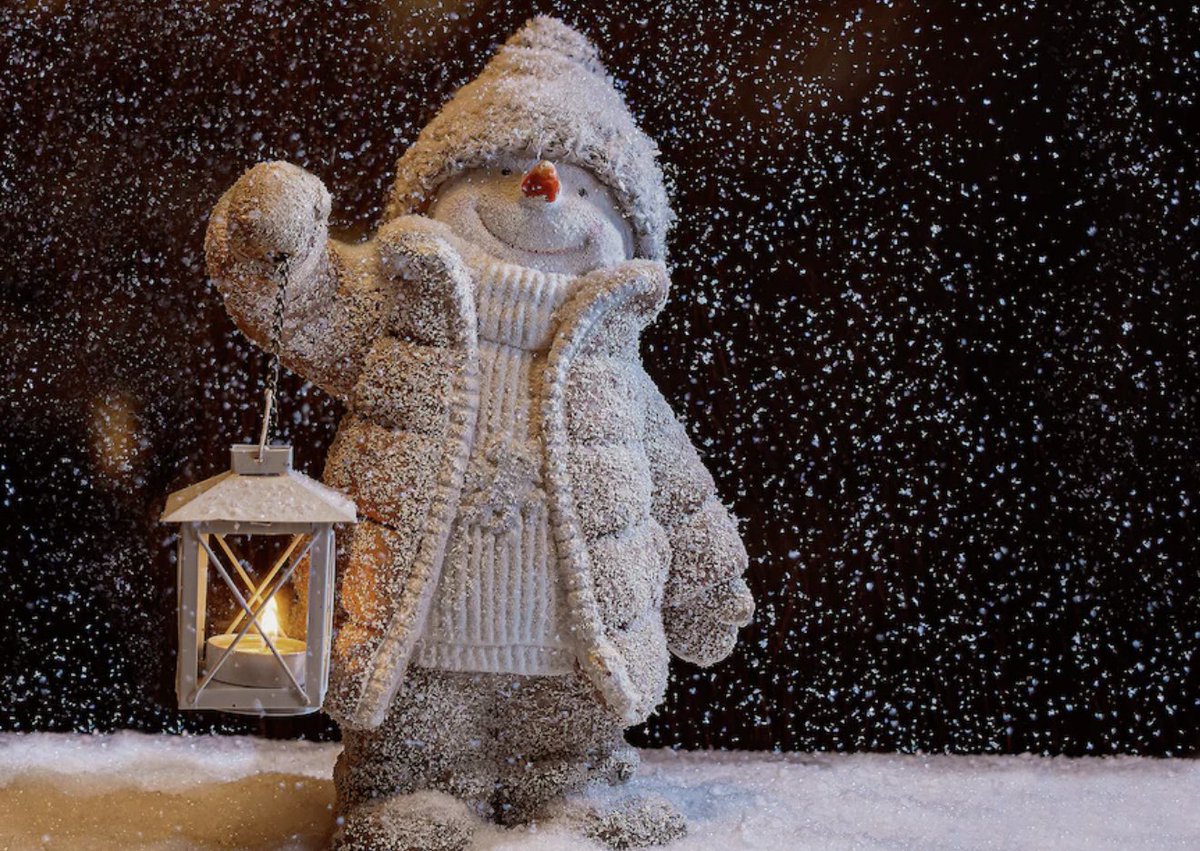 Season’s greetings and best wishes for 2023 to all our Twitter friends!❤️❄️🎅🏻⭐️ sorry we’ve not been online, it’s been a crazy year with this and that. We’re working on new music and thank you to all for your support and patience. With love &amp; peace, J ☮️
