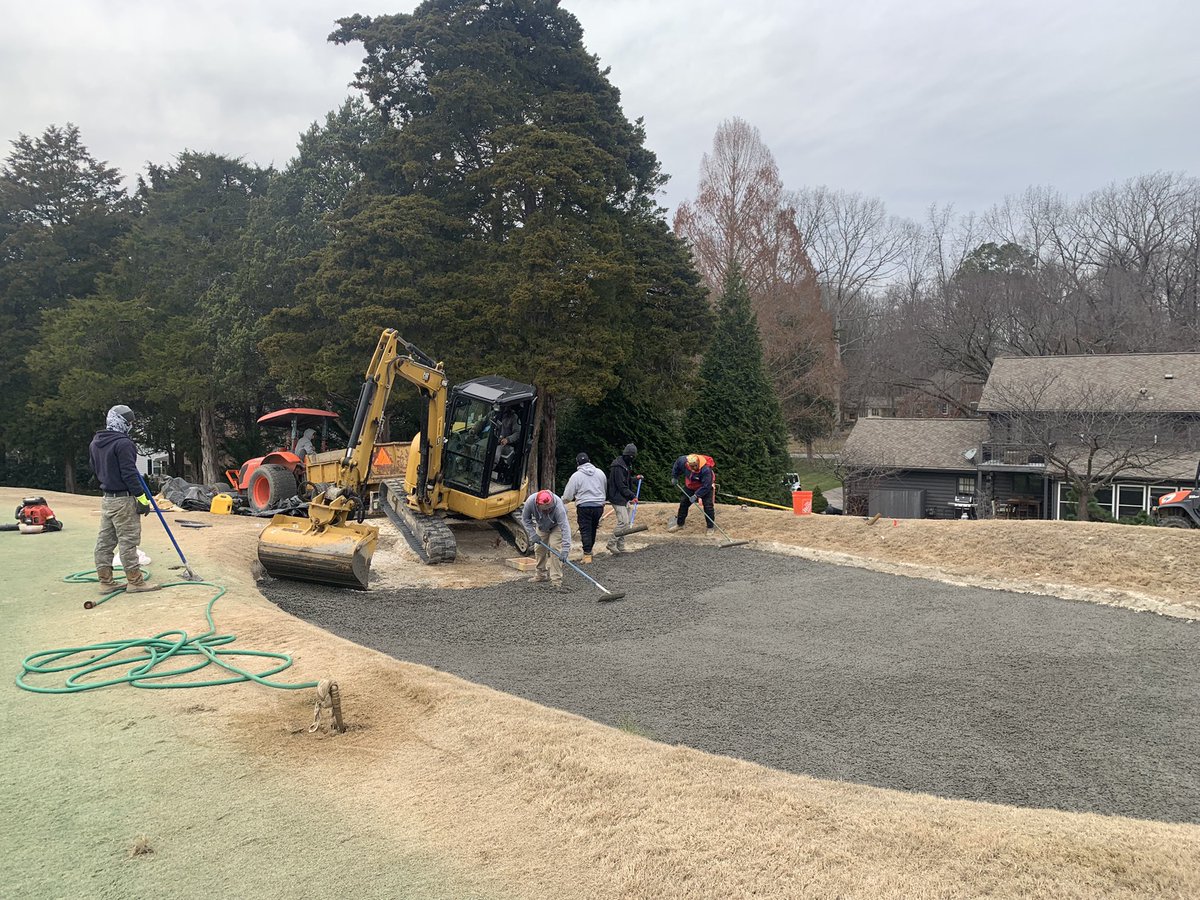 fdccagronomy's tweet photo. Signet Golf Associates has been killing it this past week. We can’t wait to see the final product. The concrete process began today with 3 trucks—totaling 27 cubic yards of capillary concrete. Concrete will continue throughout the week, weather depending. https://t.co/qPqtT8gniQ