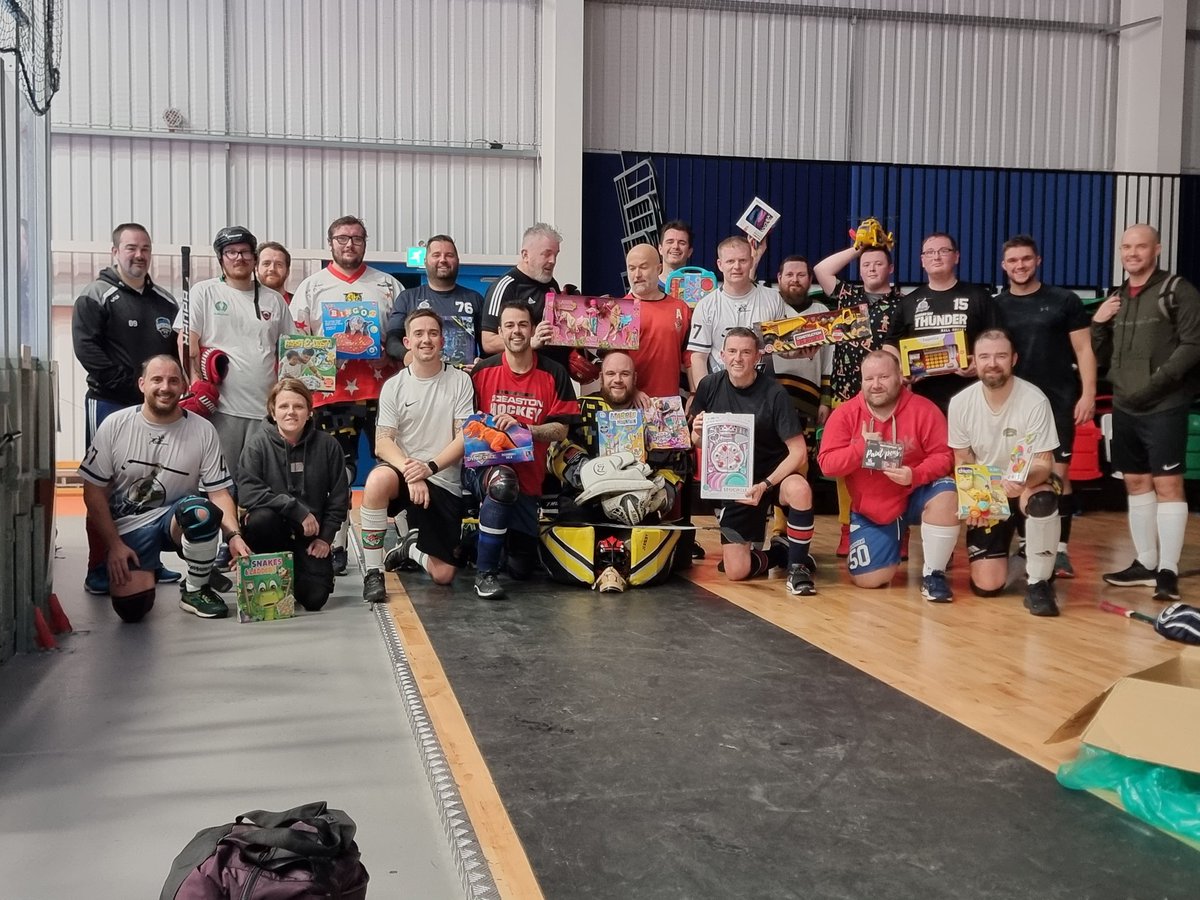 CardiffThunder's tweet photo. Great way to end the year with the Annual Charity Christmas Cup and the coming together of Thunder &amp; @SkipratsBHC

Congrats to Scrooges (Pic 3) on winning the final 1-0 vs The Snowmen

Entry fee above hall rent going to Charity along with donation of new toys to @ToyboxProjectUK https://t.co/zFPfhcfXjx