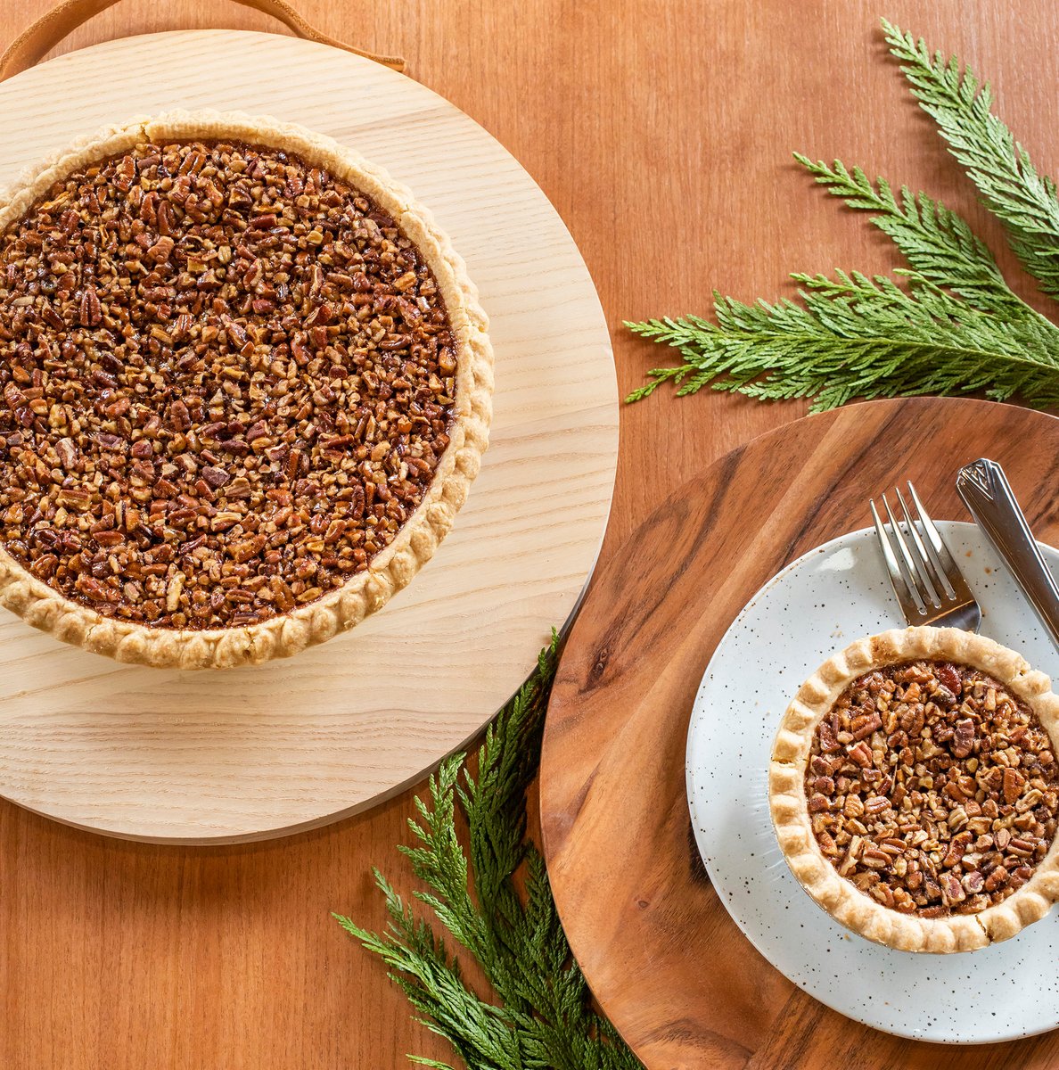 Hofs_Hut's tweet photo. Need something to bring to the Christmas party? How about our Pecan Pie https://t.co/70HJPOSQGa