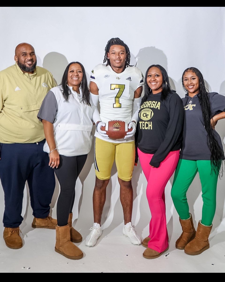 Steven Jones Jr. #24 (6’2 205) tweet media