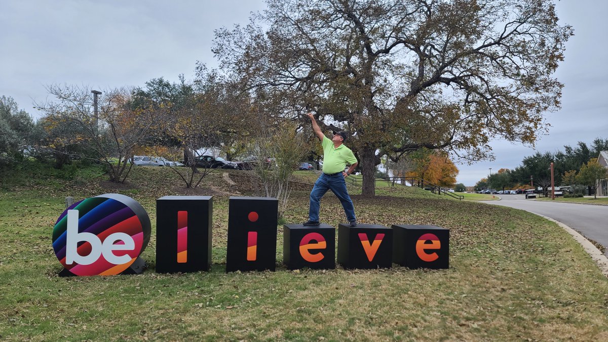 Toups_J's tweet image. A1 On 11.30.22 I was part of the @lead4ward #think2022 conference. I was able to connect with over 1000 educators from over 100 TX school districts. The theme of the conference was BELIEVE and the #AlwaysBelieve theme that I use to impact my kids spread! #rethink_learning