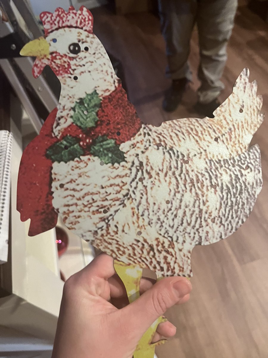 laurenlaya's tweet photo. What the actual hell is this @Walmart..flat, poorly made.. took a month to get here.. false advertisement… $30 each… my mothers Christmas is RUINED 😭 https://t.co/JqBkCDNM15