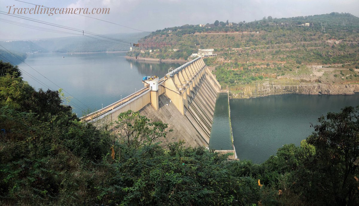 photojourney_tc's tweet photo. Day 10: started our day from Markapuram. After exploring Sri Bhramaramba Mallikarjuna Swamy Ammavarula Devasthanam and Srisailam Dam, we headed to Hyderabad through the magnificent Nallamala forest. Golconda Fort. Met our friend Akash.
#travellingcameraonroad #shotoniphone8plus https://t.co/wJPI9jRLxm