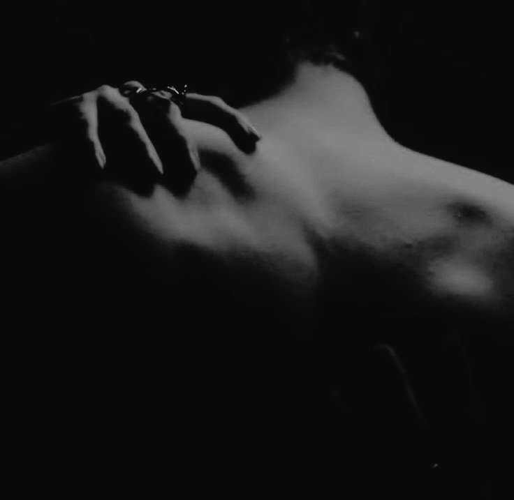 sott_t91's tweet photo. mini au larry omegaverse 🔞

después de que H'arry quedó en cinta L'ouis desapareció unos meses, dejando al omega solo con un gran responsabilidad. https://t.co/S3QabLTiBs