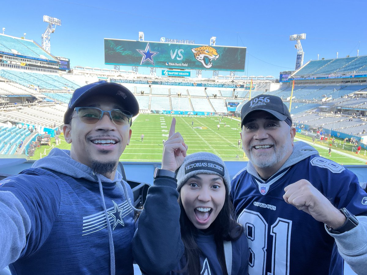 GabbyInJax's tweet photo. So my husband is a lifelong Cowboys fan. For his birthday I got us tickets so he could see them for the first time in 16 years (!!!) obviously it wasn’t the outcome he wanted but it was A PARTY at the bank! I haven’t seen it that crowded before 🤩 https://t.co/pLfF3IGa5a