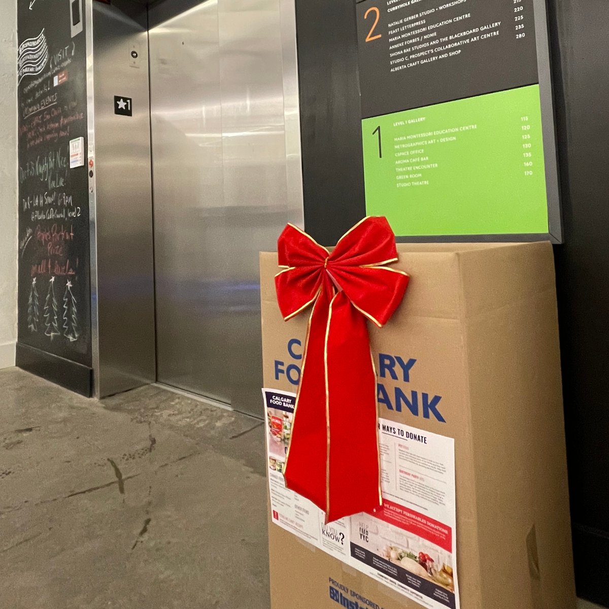 cspaceprojects's tweet photo. Drop by our Wish Station in the Level 2 Cubby and leave a holiday wish on the tree!
If you're coming by our creative hub in Marda Loop, remember to bring a donation to the Calgary Food Bank!
#cspace #cspaceprojects #cspacemardaloop #CalgaryFoodBank #feedYYC https://t.co/5JLVOwdK39