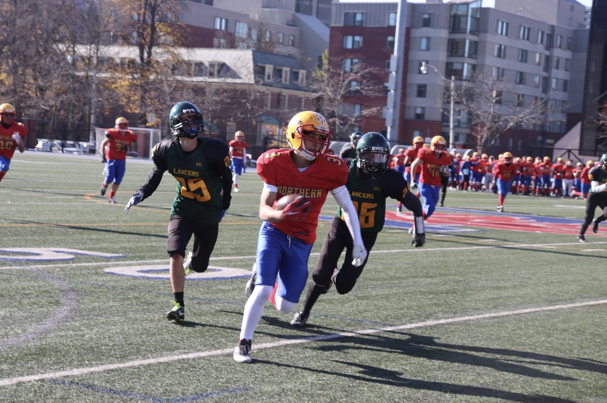 Just posted my 2022 Full season highlights 🏈🏈 Go check it out!! <a href="/FootballTO_/">Football Toronto</a> <a href="/onhsfball/">ONHSFBALL</a> <a href="/nssredknightsfb/">Northern’s Red Knights Football</a>…  youtu.be/JATrel3wPgE