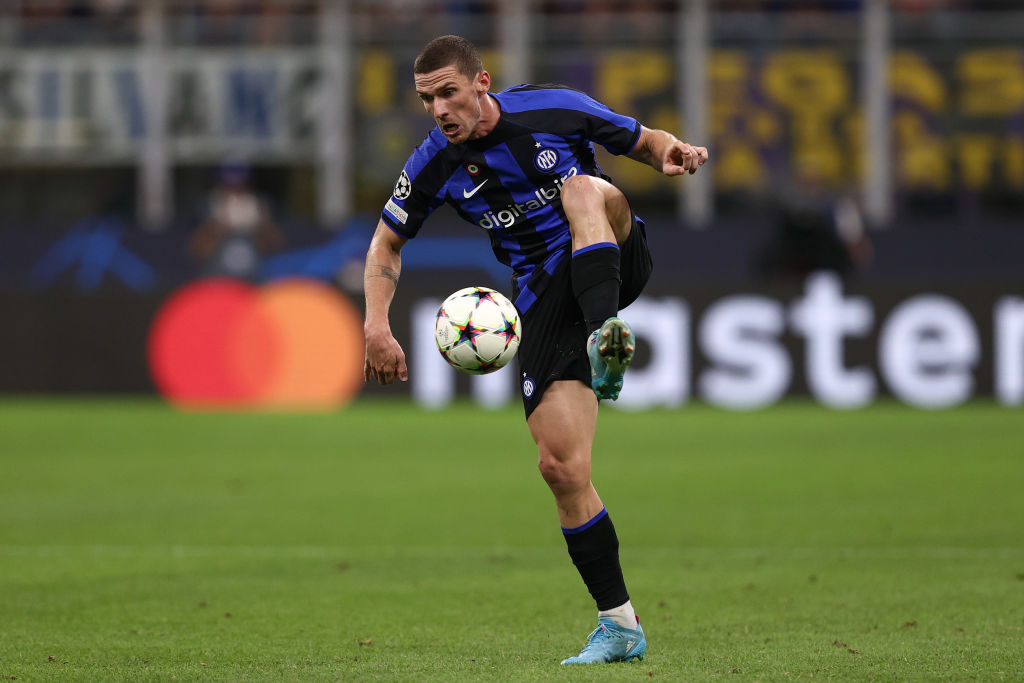 TFootballyst's tweet photo. Inter director Ausilio: "Robin Gosens is not for sale. He will not leave in January, we invested on him and he will be part of the project", tells Sky.  #transfers "Romelu Lukaku is 100% focused on Inter now, World Cup is the past. He feels good, he's re… https://t.co/fIkJdiAqyc