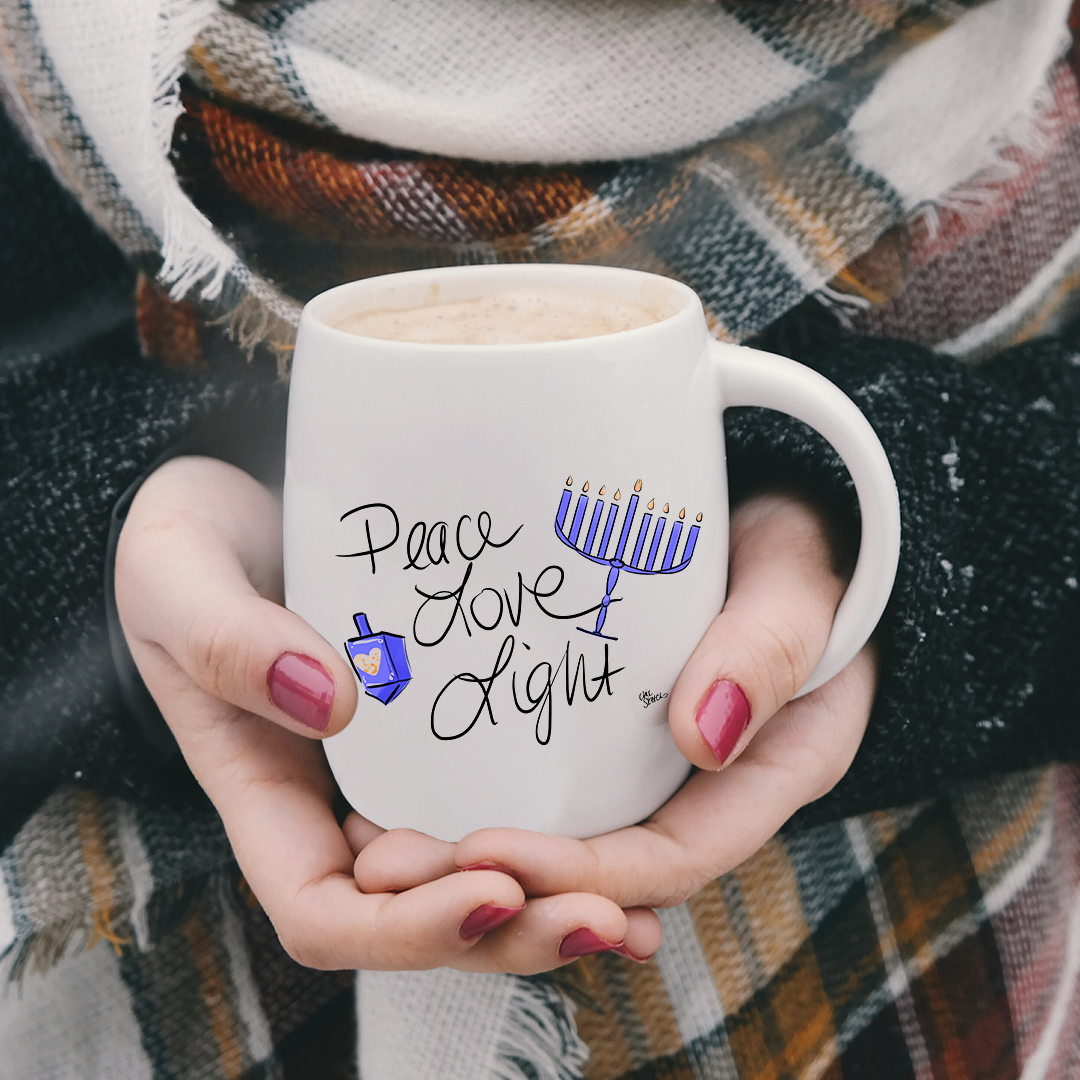 ChicSketch's tweet photo. Happy Hanukkah! Sending you all Peace, Love and Light!

#Holidaygifts #holidaysales  #lastminutegifts  #dreidel #holidayshopping #chicsketch #fashionblogger #fashionillustrator #fashionillustration #newyorkblogger #christmasgifts #christmasgiftsideas #giftinspo #chanukah #hannuka https://t.co/QDZhhdhO1Q
