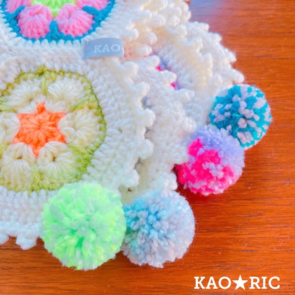 KAORIC12's tweet photo. 「ずっと欲しかった」と言って貰えて幸せ💞
今年で6年目になるKAO★RICのオリジナル アフリカンフラワーモチーフのブランケット💫
☻ギフトはもちろん、
♛自分へのご褒美に、
❅冬のおこもりに。
#ハローサーカス
#アフリカンフラワーモチーフブランケット
#kaoric
#minne
#creema https://t.co/HBlmI34xax