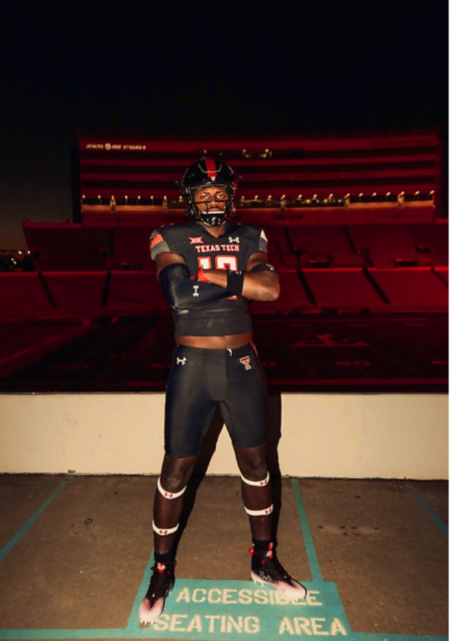 Trilldyl8's tweet photo. 100% committed to Texas Tech University @TexasTechFB @JoeyMcGuireTTU @CoachAhYou @jkbtjc_53 https://t.co/u6GjWElAsM