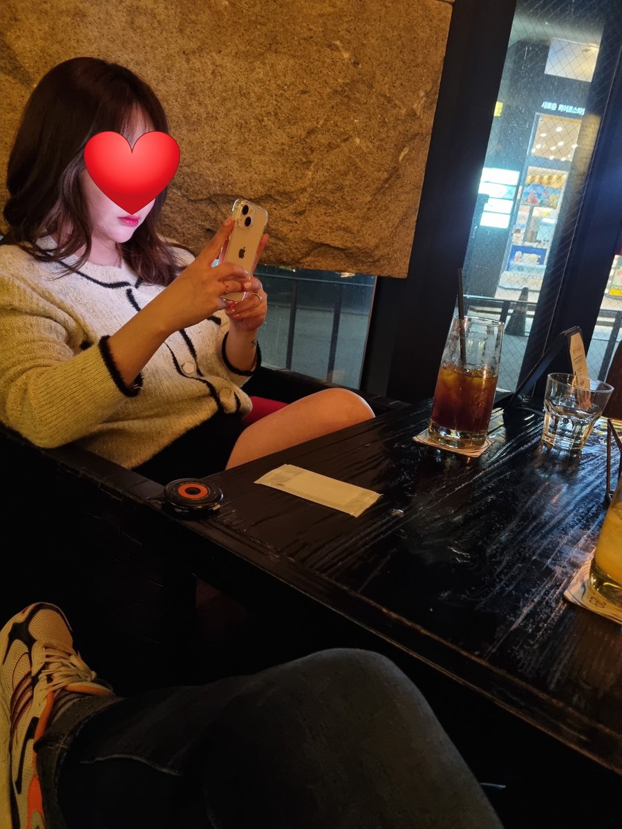 racoon2751's tweet photo. 고센이 변했어요��� 예전보다 시끄럽ㅠ

#고센청담 #건오하기좋은곳 #이었는데 https://t.co/a7cTaqDCvC