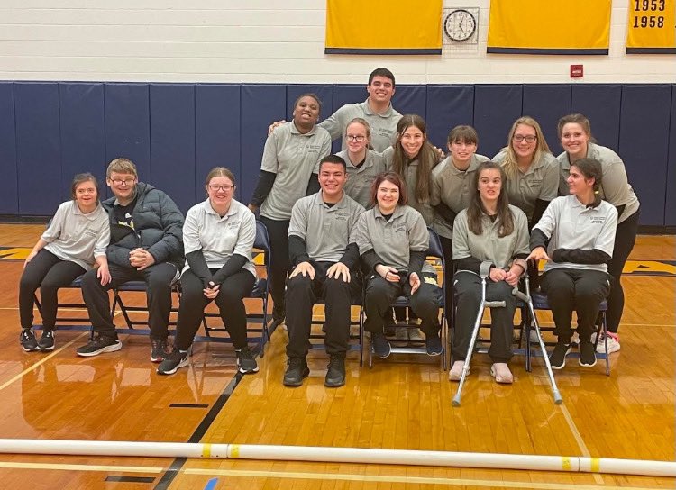 Montour Maniacs tweet media