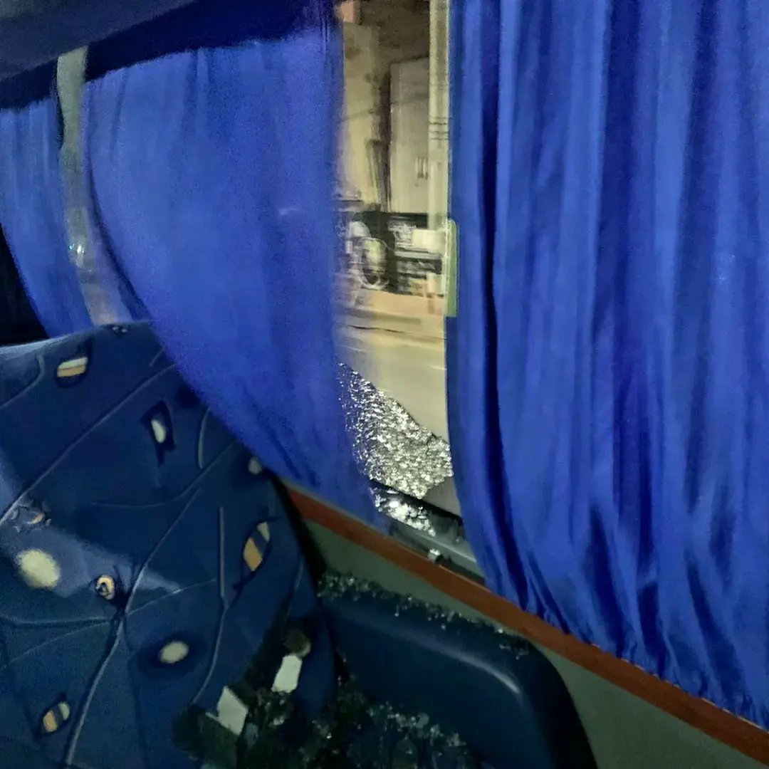 Repudiamos enérgicamente el ataque cobarde que sufrió el plantel de <a href="/OberaTenisClub/">Oberá Tenis Club</a> tras su partido ante <a href="/Penaroloficial/">Club Atlético Peñarol (Oficial)</a> .
"Fue una desgracia con suerte", nos dijo uno de los jugadores de OTC. No queremos depender de la suerte para que los protagonistas estén seguros y cuidados.