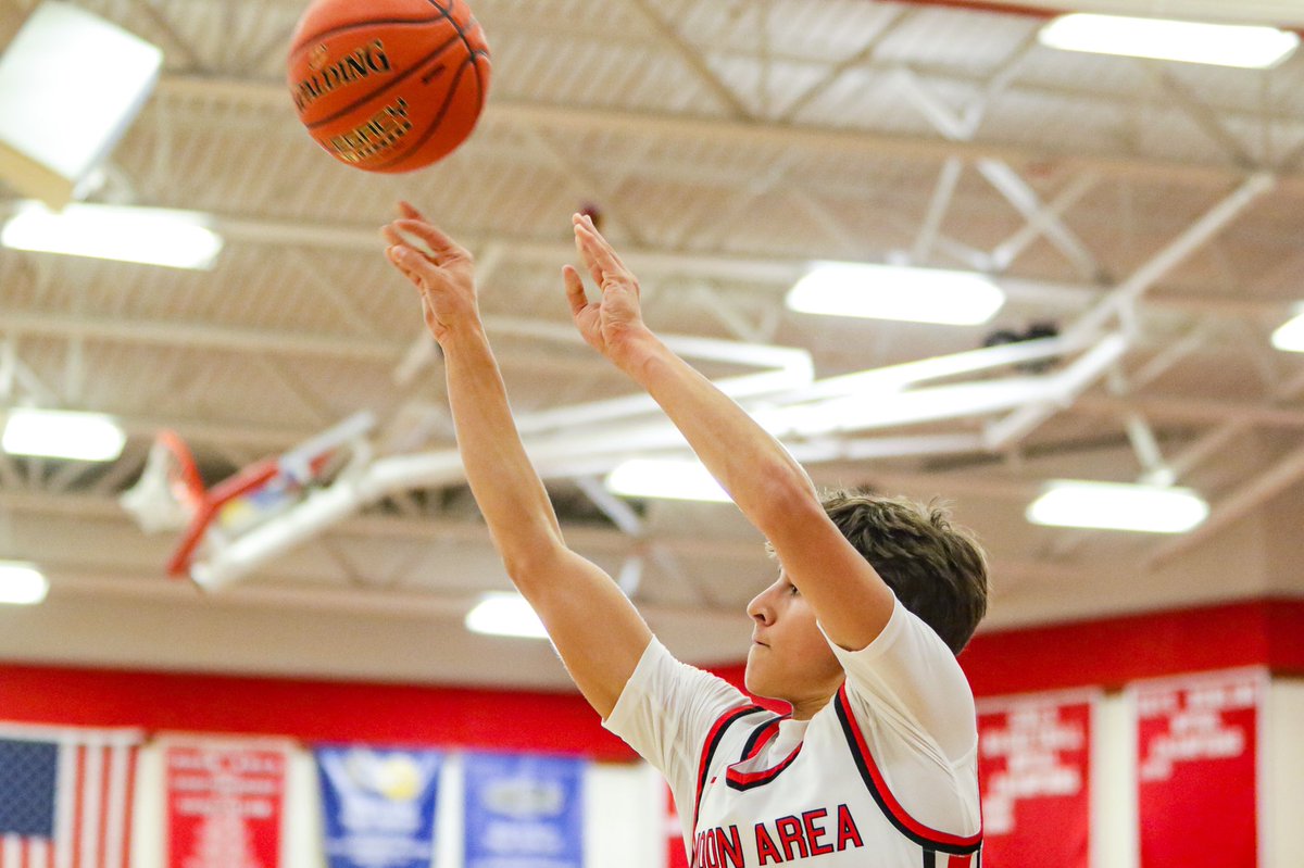 Moon Tigers Basketball tweet media