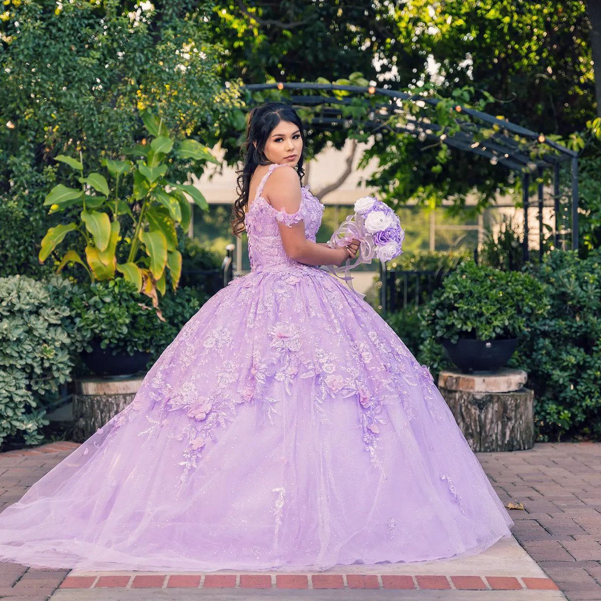 AaroniAlvarez's tweet photo. Happy 15 Valerie!
.
#quinceañera #quinceaneraphotography #quinceañeraphotography #quinceaneraphotographer #socalphotographer #ocphotographer #santaanaphotographer #eventphotographer #aaronalvarez https://t.co/d8OJmD0xWy