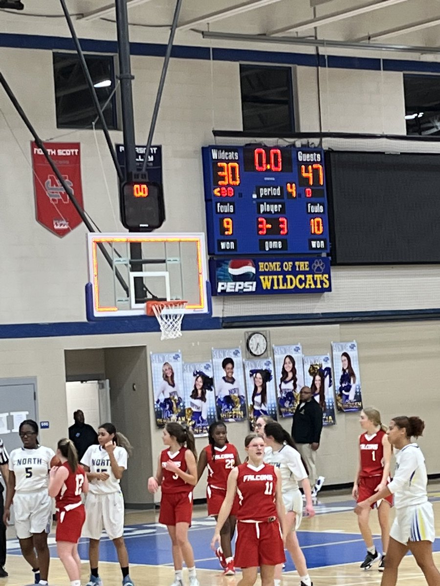 dw_gbb's tweet photo. Great win for our Fresh Soph team!! https://t.co/2gLyR8Sb01