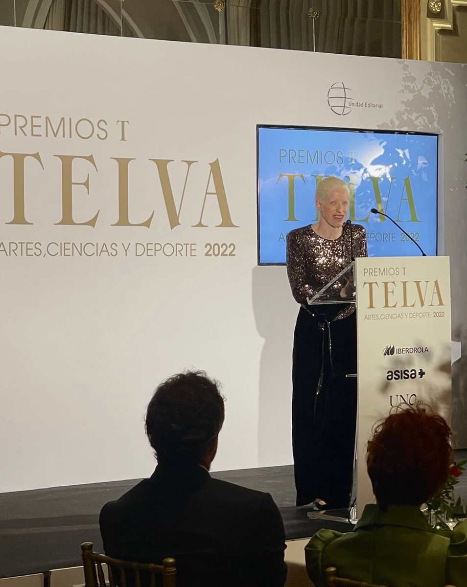 Hoy en Madrid para una noche especial: Premio al Deporte <a href="/telva/">Telva</a> 2022. Un honor compartirlo con los otros dos premiados, <a href="/RozalenMusic/">Rozalén</a> y el Dr Celso Arango a quienes admiro. 🙏 por poner en valor el esfuerzo, la Constancia, el arte, la ciencia… en los tiempos que estamos.
