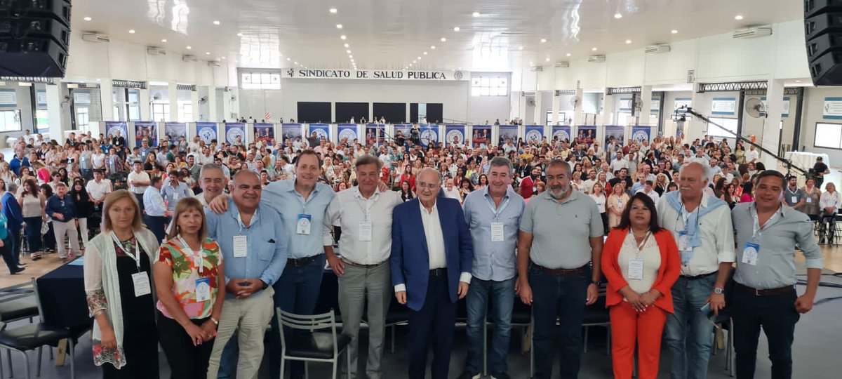 vascozubieta's tweet photo. Hoy nos reunimos con los Congresales y Delegados de nuestra Organización. Donde hicimos un análisis de la actuado durante todo el 2022 y proyectamos las actividades para el año que viene. Quiero agradecer la presencia de ⁦⁦@hectordaer⁩ y ⁦⁦@carlingrande⁩ https://t.co/rq0WxlwEdq
