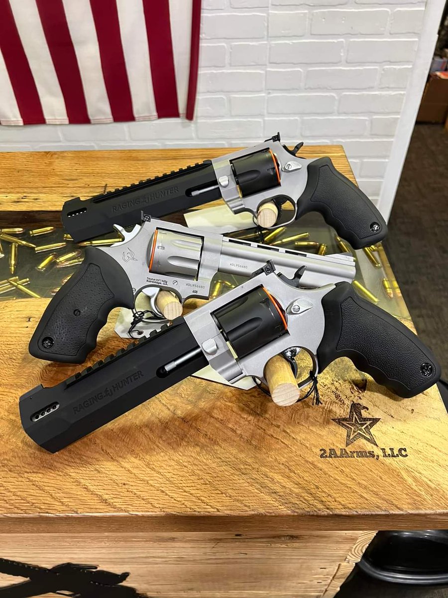 2AArmsLLC's tweet photo. Here are a couple wheel guns we have at the shop currently!#Taurus #Wheelgun #44Mag #357mag #RagingHunter https://t.co/CikgtUz4UW
