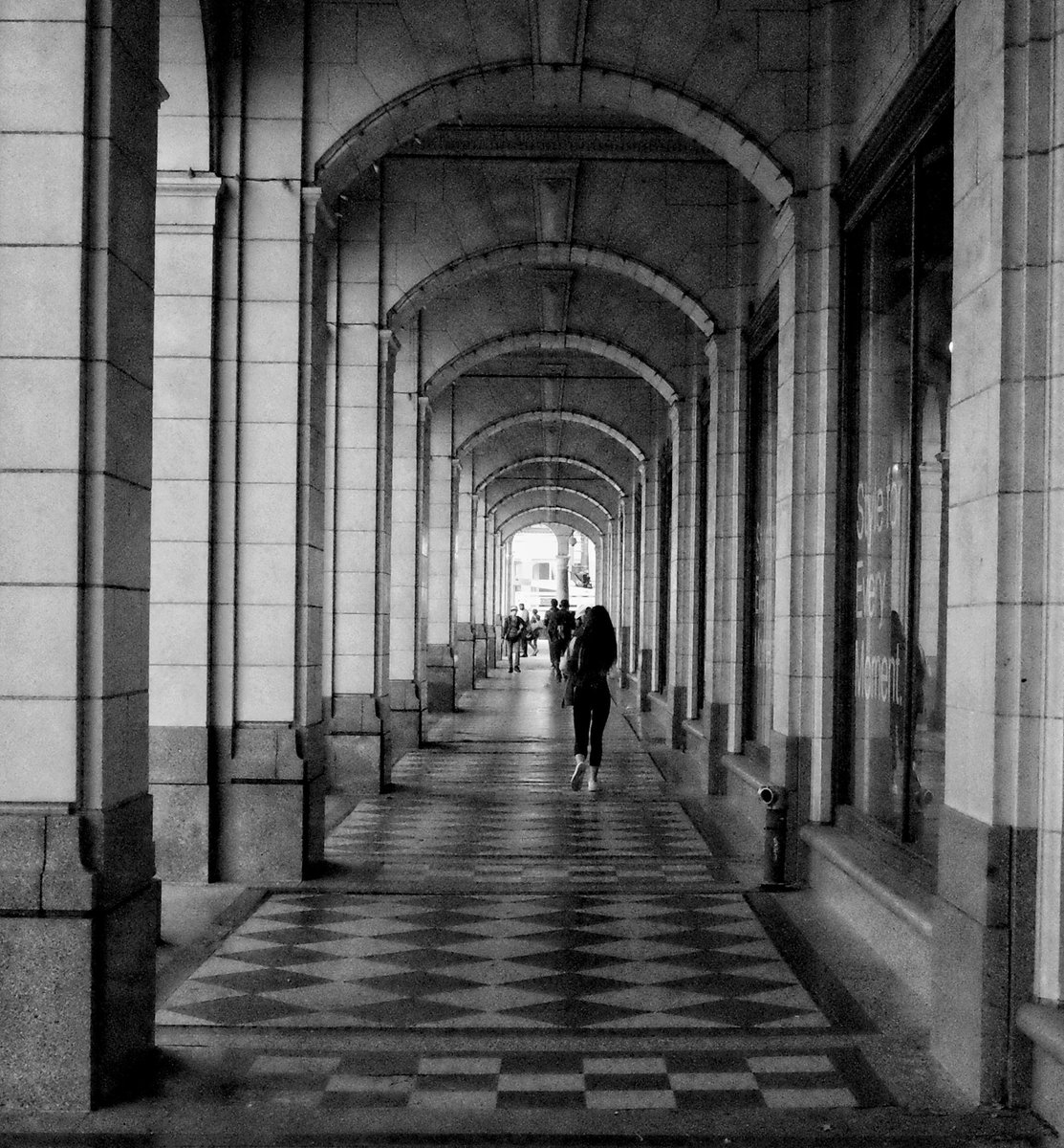 StreetScotty's tweet photo. #StreetPhotographyTribe #StreetHunters  #thestreetphotographyhub  #Streetleaks #CityGrammers #streetsincanada  #urbanstreetphotogallery #blackandwhitephotography  #streetphotographersinternational #ricohgr2 https://t.co/meclirlQhN