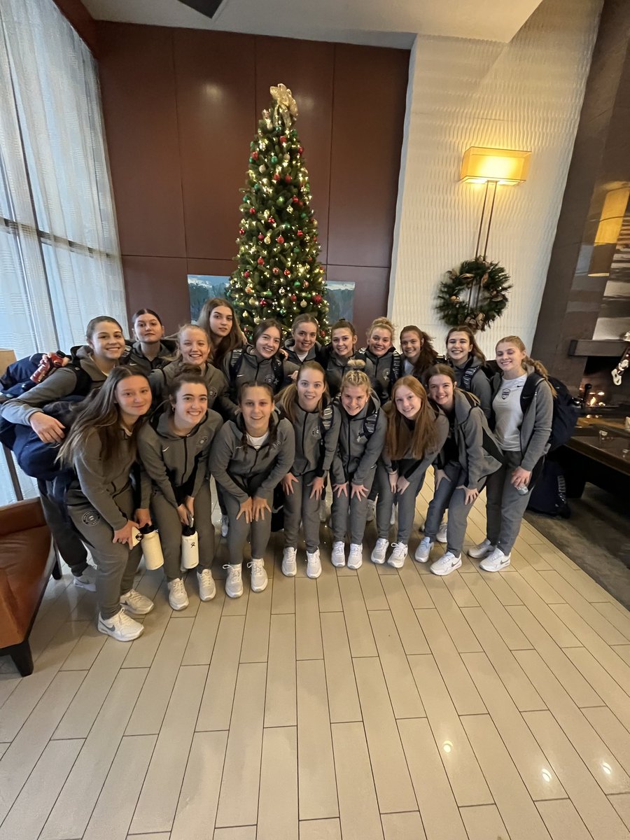 NDA_athletics's tweet photo. 🏀🐼 paNDAs WIN game #3 in the @wgmortho Holiday Classic against Southwestern - earning a spot in the CHAMPIONSHIP game tomorrow at 8pm! 

🔵Hubert w/24 pts &amp; 6 rebs
🟡Collins w/11 pts
🔵Miller w/9 pts
🟡Lawrie w/7 pts, 5 rebs, 5 asst
 
#OneMoWin #paNDApower https://t.co/buo6PdQj3Z