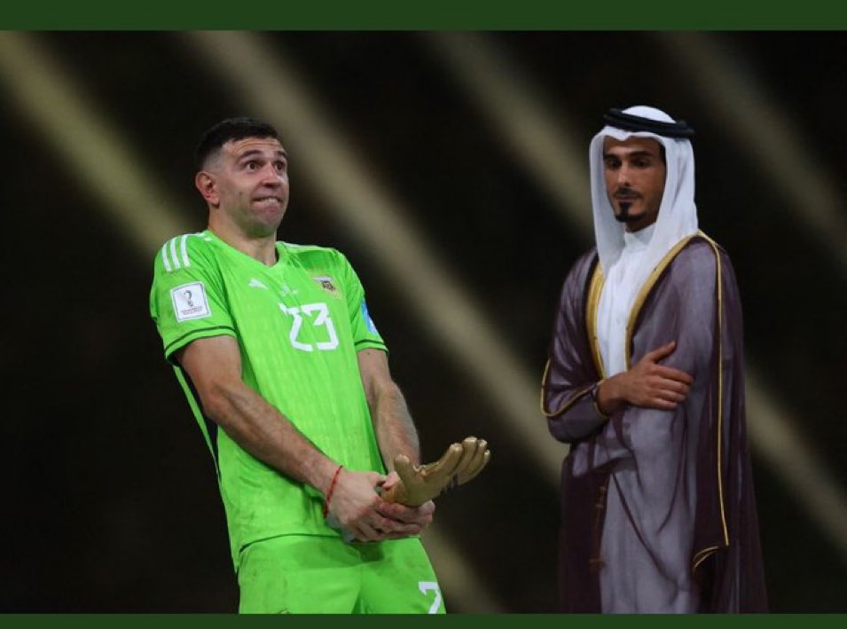 geniusvision's tweet photo. @emimartinezz1 @FIFAcom @FIFAWorldCup how come they ignoring his disrespect and racism???? @FIFAcom should make an example of this !! https://t.co/uOSiNpS8rL