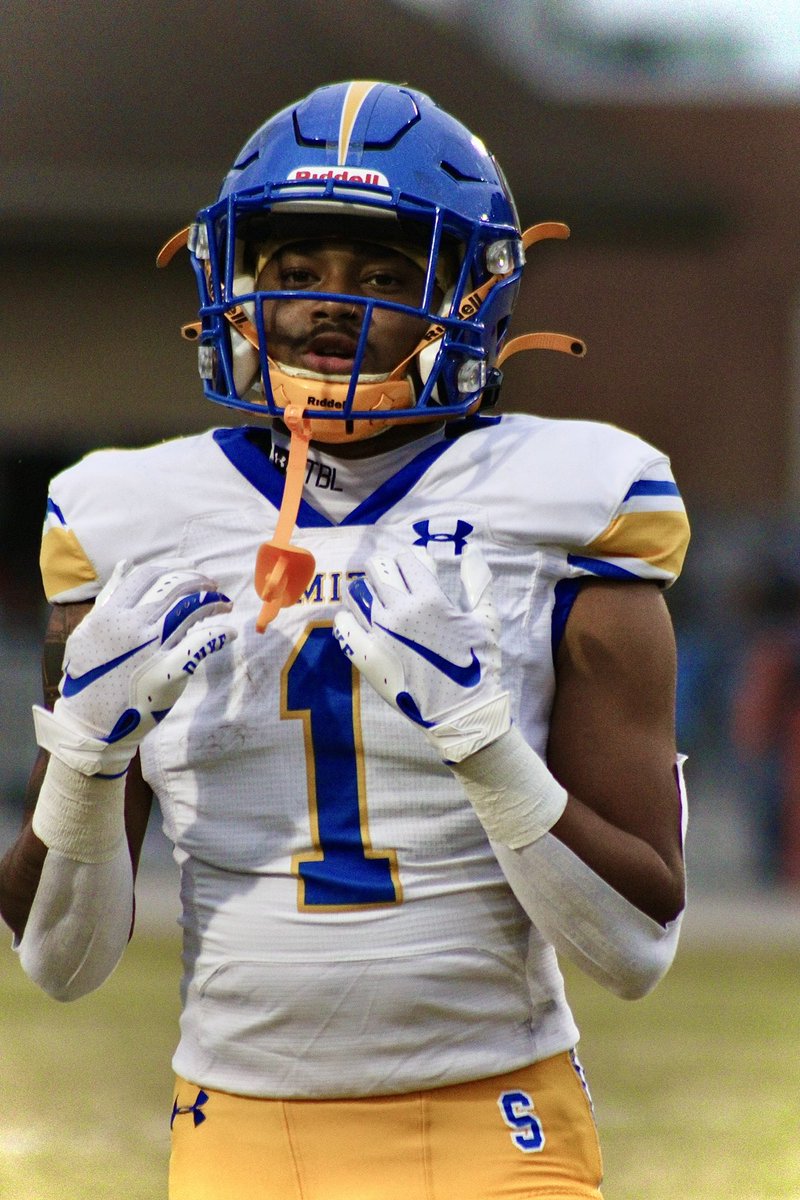 JamauriKnox1's tweet photo. Blessed to have made 6A All region:
1st Team All-Purpose
2nd Team Receiver https://t.co/M2k4o3EmPX