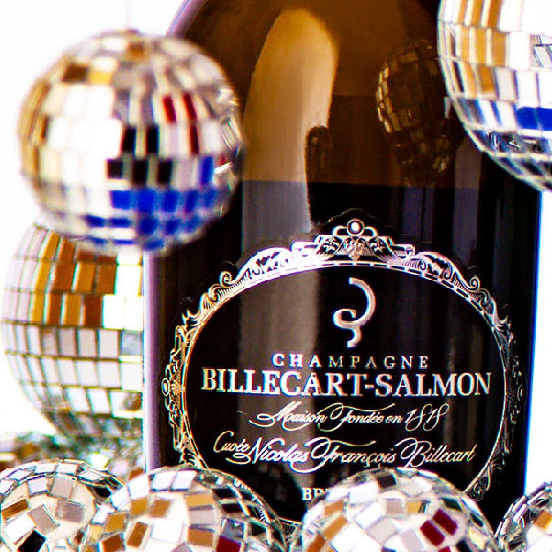 Pop! Clink! Sparkle! ⁠
⁠
Do you have the perfect bottle of sparkling to ring in the new year? There are over 200 lots available to choose from in this week's auction, including this beautiful bottle of 2002 Billecart-Salmon Brut. 

ow.ly/nmfT50M7QtY