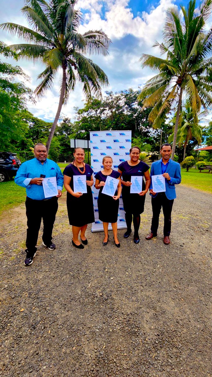 towerpower_jt's tweet photo. ICAO 054 RADAR COURSE #Batch3 Graduates 📡 Huge VINAKA VAKALEVU to our hardworking @AirwaysNZ Instructors- Abe& Panda 🙌🏽 We will forever be Grateful 💙 #ATC #Regulator #RadarControl @AtecaW https://t.co/Fgwq07Mfh8