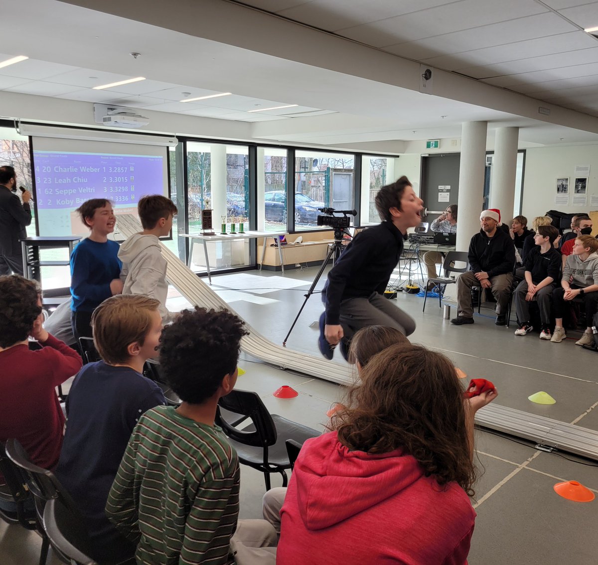 Andrea Lossing tweet media