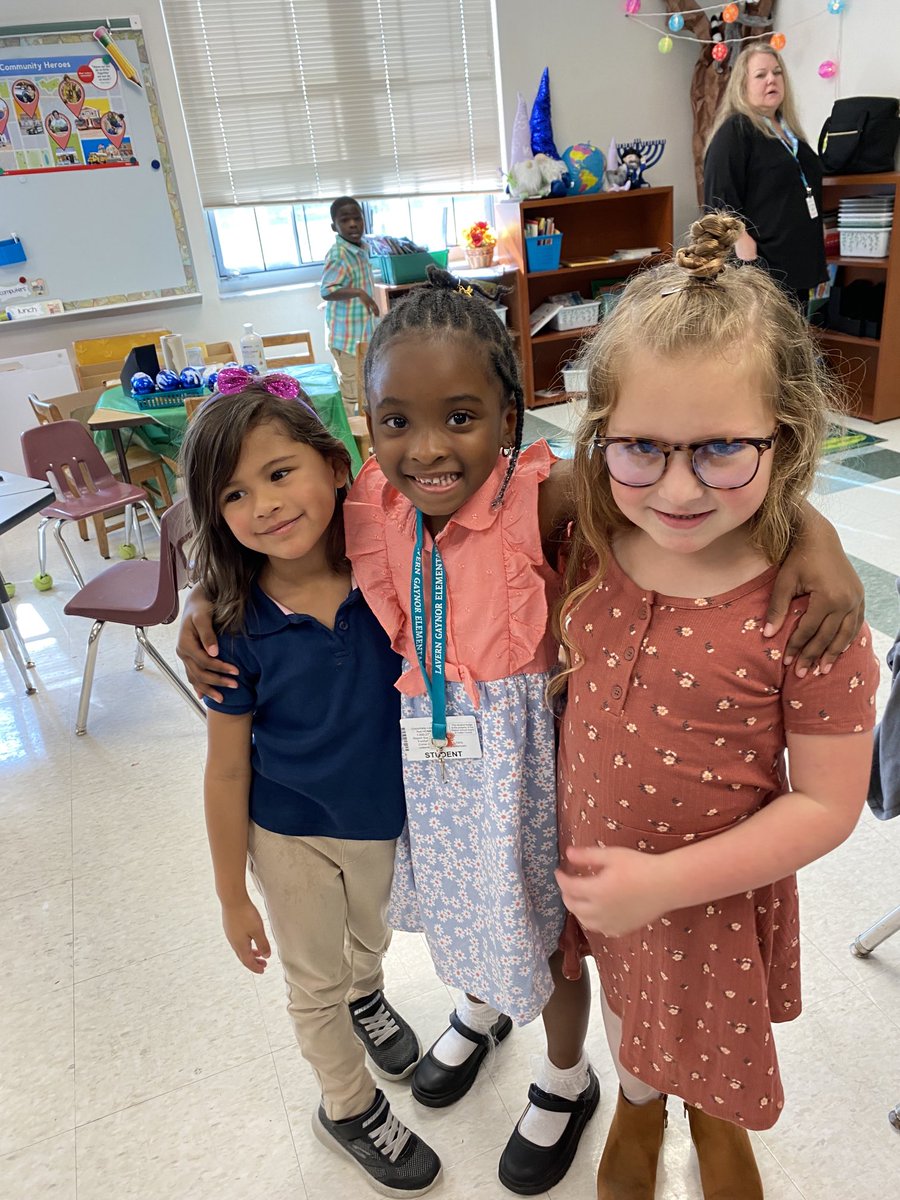 LGE 5th Grade tweet media