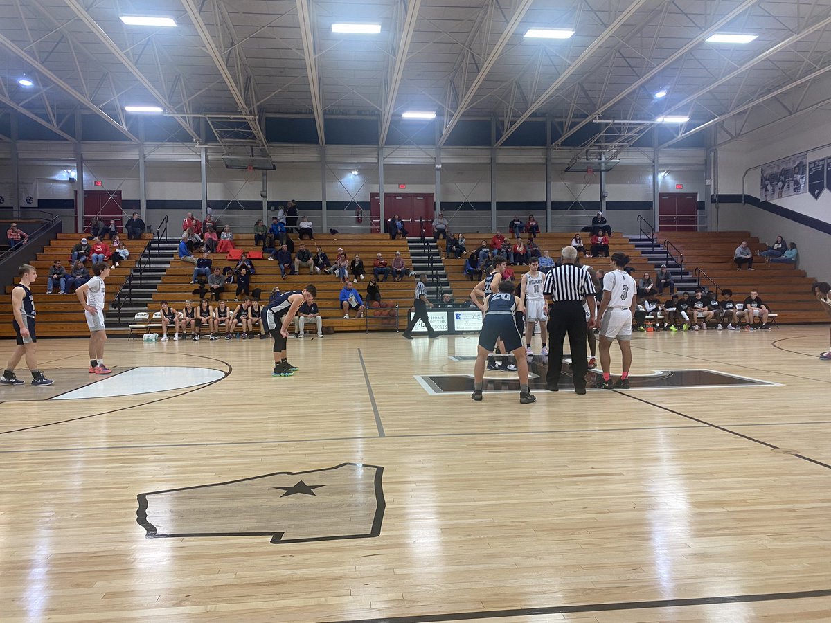 C_Tillman2's tweet photo. Quick pit stop in Trigg County to cheer on our Generals vs. the Wildcats. Let’s go! https://t.co/WZBPJKA43U