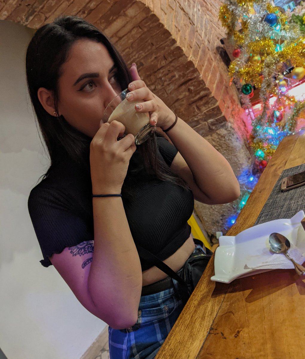 chicharrita2003's tweet photo. 🖤☕ https://t.co/zyOZfbfrws