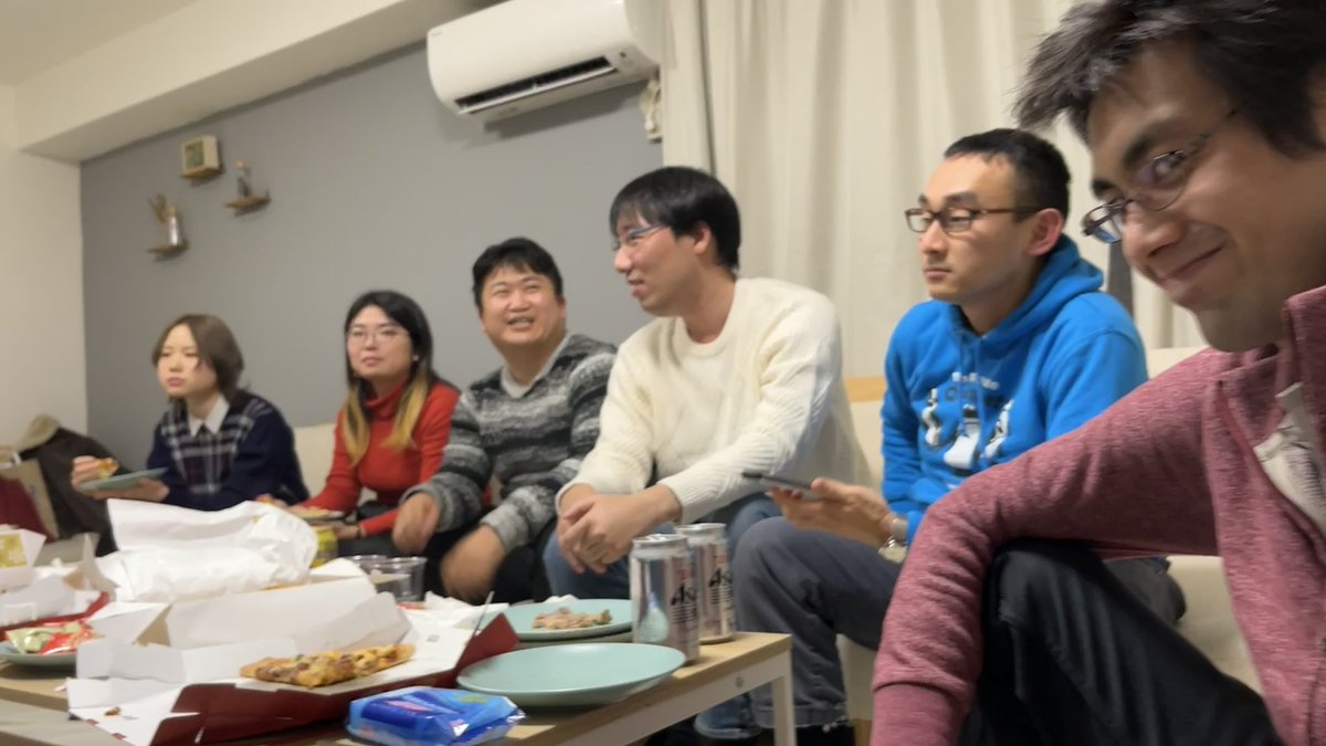 先日関係者で完成試写を行いました！
出来上がった作品を人に観てもらう、この瞬間の為に生きてる気がしますね。
#自主製作映画