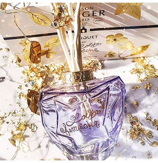 사랑하는 밤마녀님의🦋사랑받는 언니가 사라진 세계🦋가 카카페에 런칭되었습니다!!🥳🎉

RT 추첨을 통해 한 분께 로판 주인공이 된 기분을 느낄 수 있는 디퓨저 세트를 드립니다💕

당첨 발표는 1월 2일 발표
*카카페 zrr.kr/1f8t *카웹 zrr.kr/n4mJ