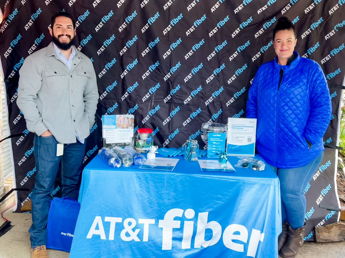 kirsten_peavey's tweet image. A little rain won’t stop us from educating the Cypresswood Residents about super fast, super affordable AT&amp;amp;T fiber internet! 💙🌐💨
#ACP #ACCpartnership #STXfiberflex 
@JRBenitezSTX @STXSpeedsetters
