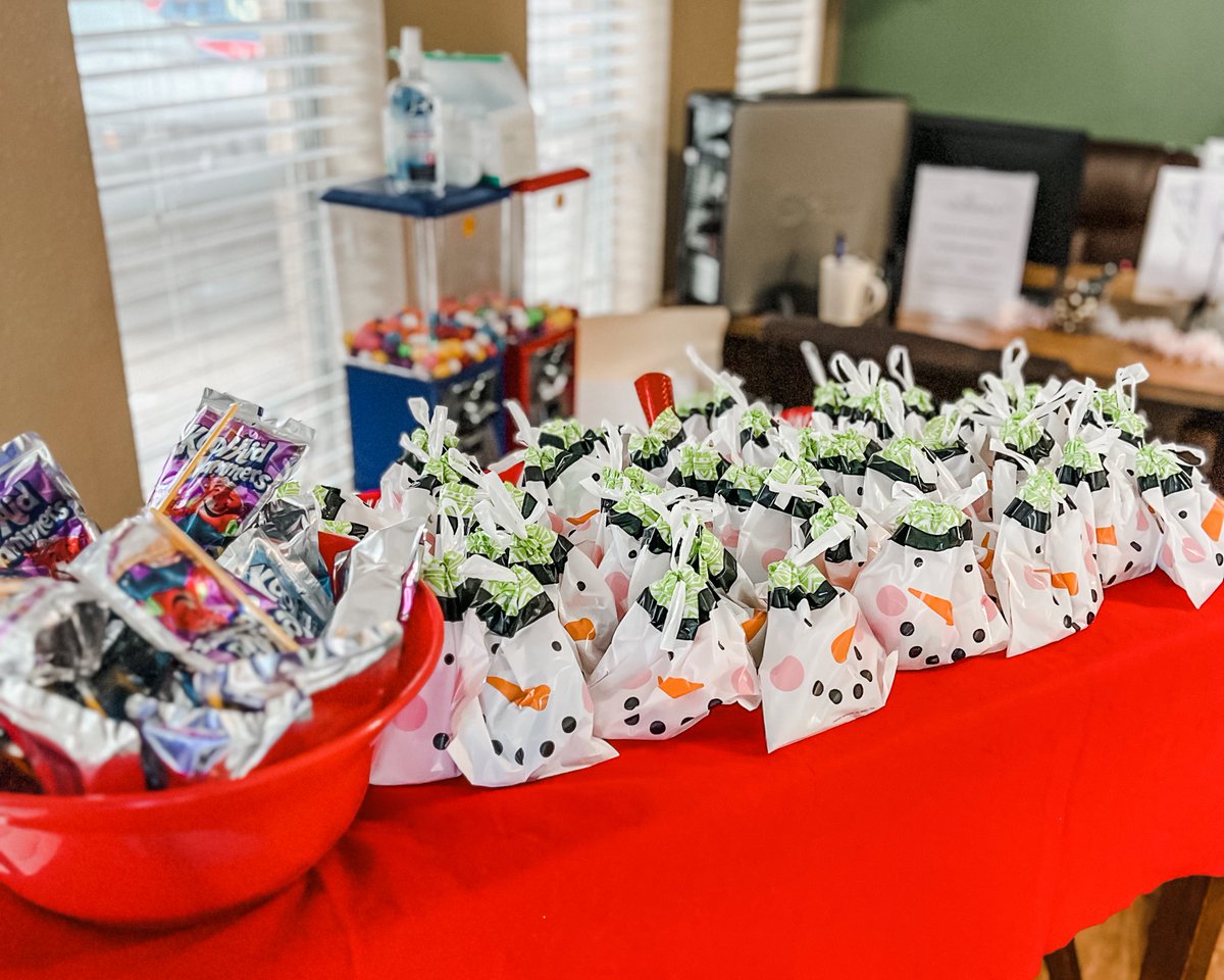 kirsten_peavey's tweet image. A little rain won’t stop us from educating the Cypresswood Residents about super fast, super affordable AT&amp;amp;T fiber internet! 💙🌐💨
#ACP #ACCpartnership #STXfiberflex 
@JRBenitezSTX @STXSpeedsetters