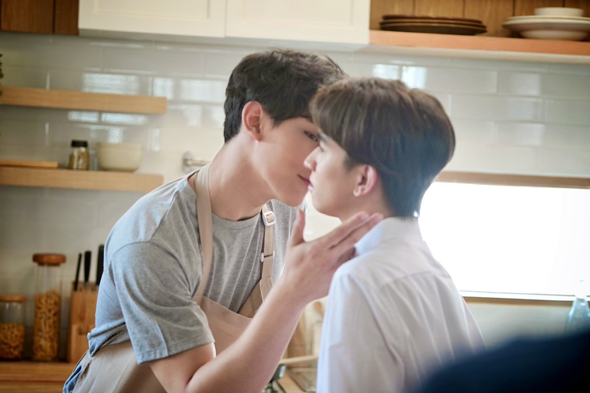 ppatt_Universe's tweet photo. เห็นแล้วก็คิดถึงพี่เพียร์ซไต้ฝุ่นเหมือนกันเนอะ☺️💙
#OhmFluke #โอห์มฟลุ้ค
#เจ้าแก้มก้อน ของ #โอห์มไง
#closefriendsโคตรแฟน
#CloseFriendss2 https://t.co/VQWFqMgrqF