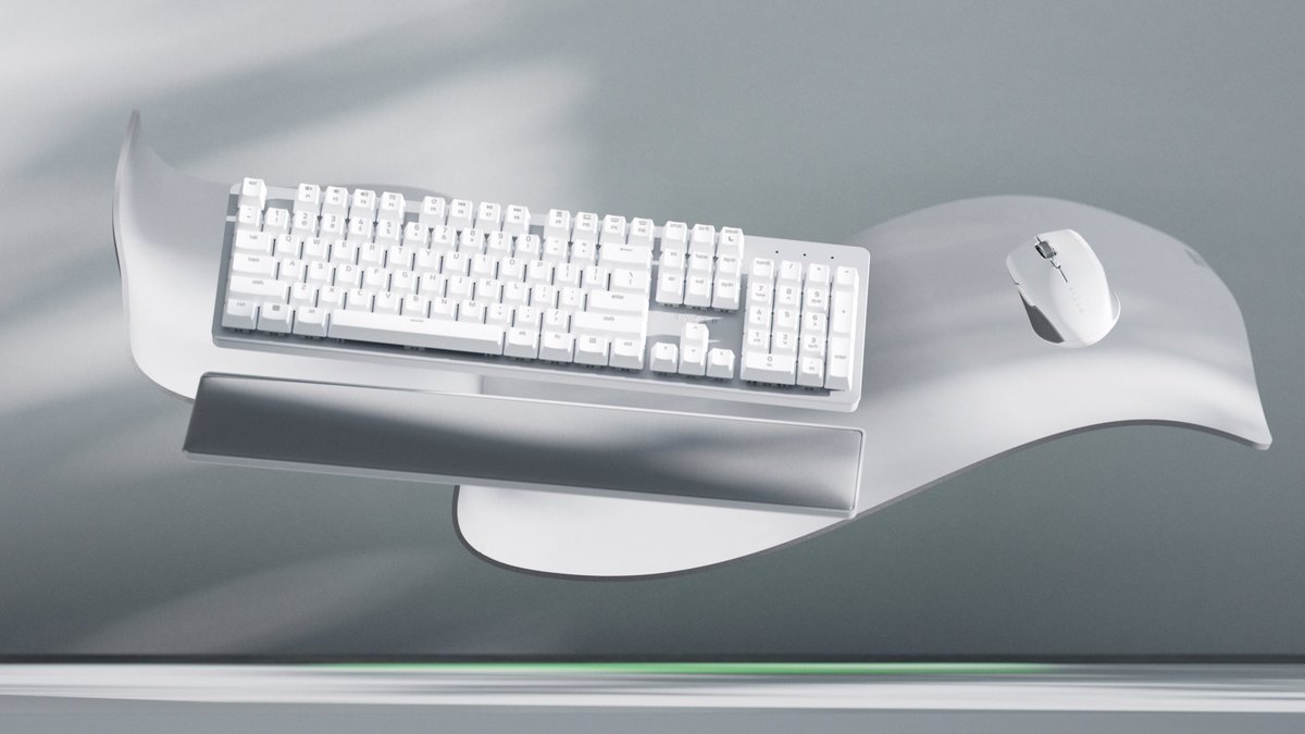 🎄 RazerANZ CHRISTMAS GIVEAWAY DAY 9! 🎄

If you're WFH, into productivity vibes, or love a white aesthetic, the Pro Type Ultra for Day 9 could be yours! ⌨️✨

To enter the giveaway:
🎁 Follow
🎁 Retweet
🎁 Tag a mate!

ANZ Region Only. More details below! 🐍
