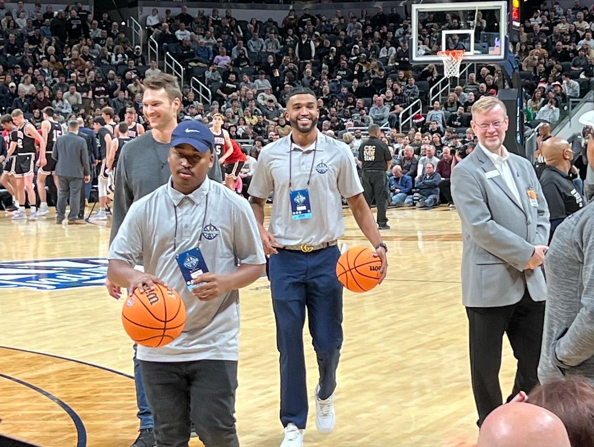 Shenandoah Hoops tweet media