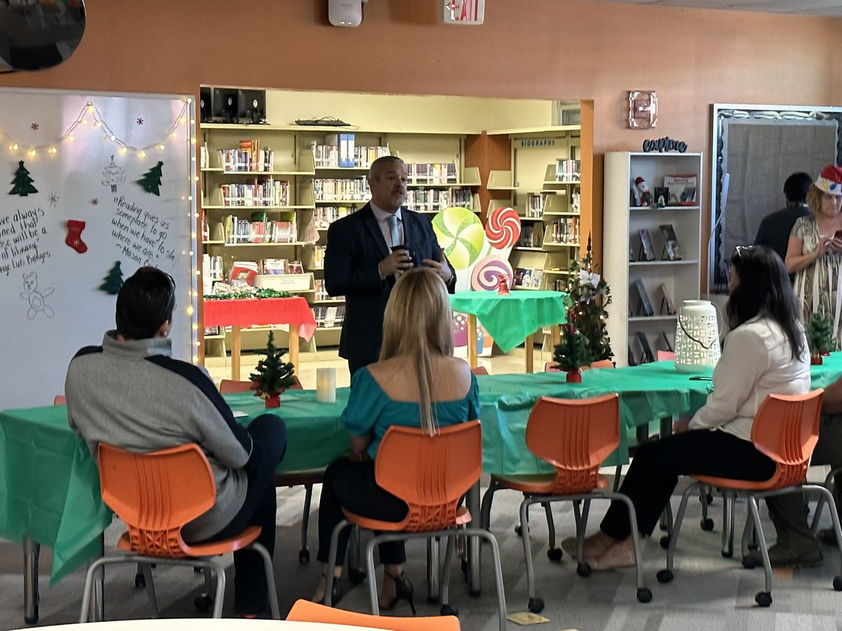 JMC Middle tweet media