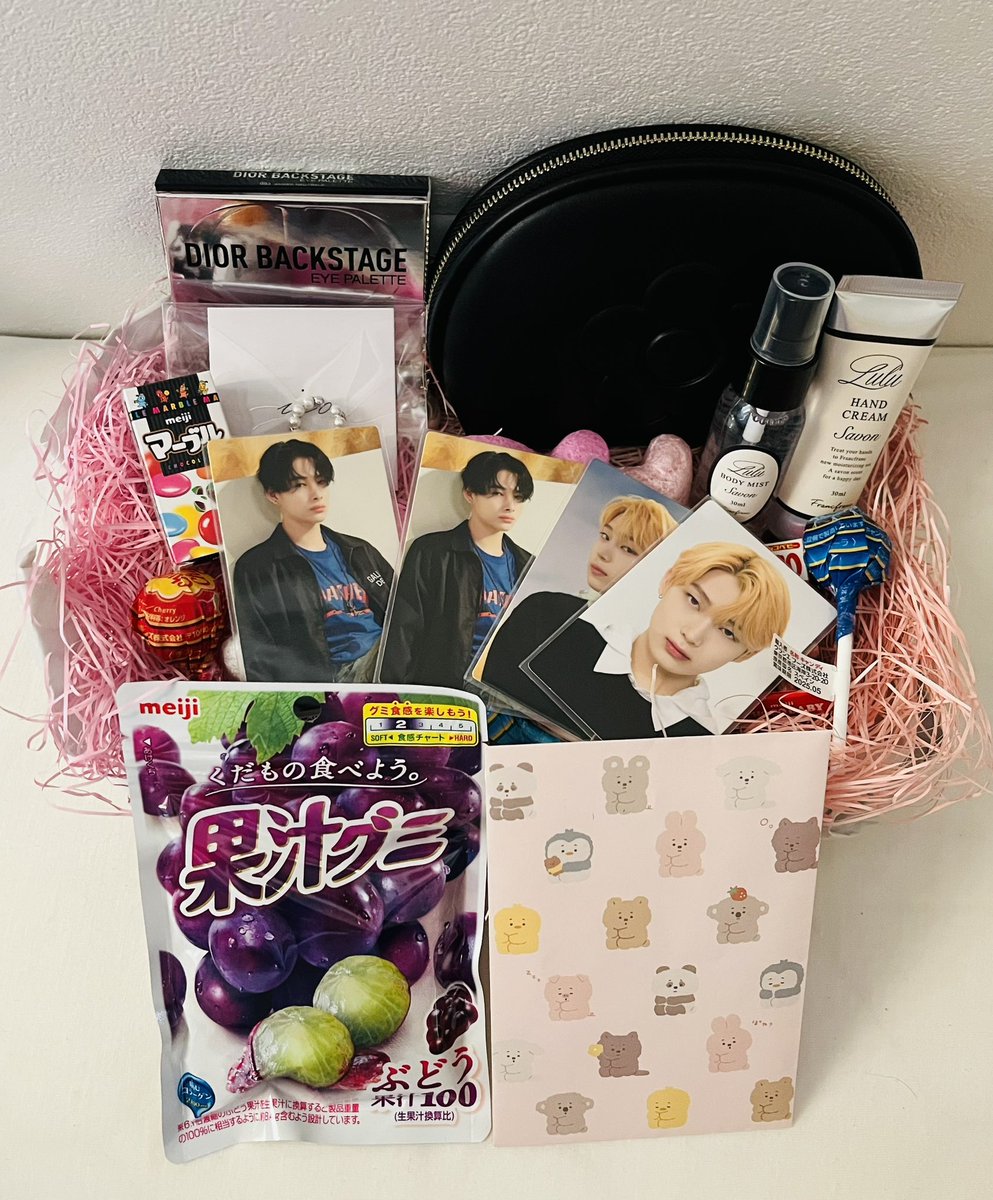 R @プロフ必読 tweet media