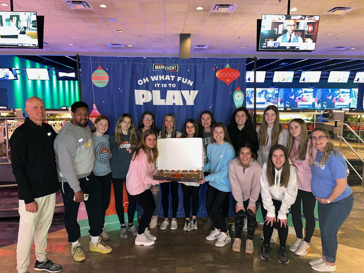 LadyGovsHoops's tweet photo. Had a great time at our Christmas Party today. Fun was had by all. https://t.co/oQLuCUH5tr