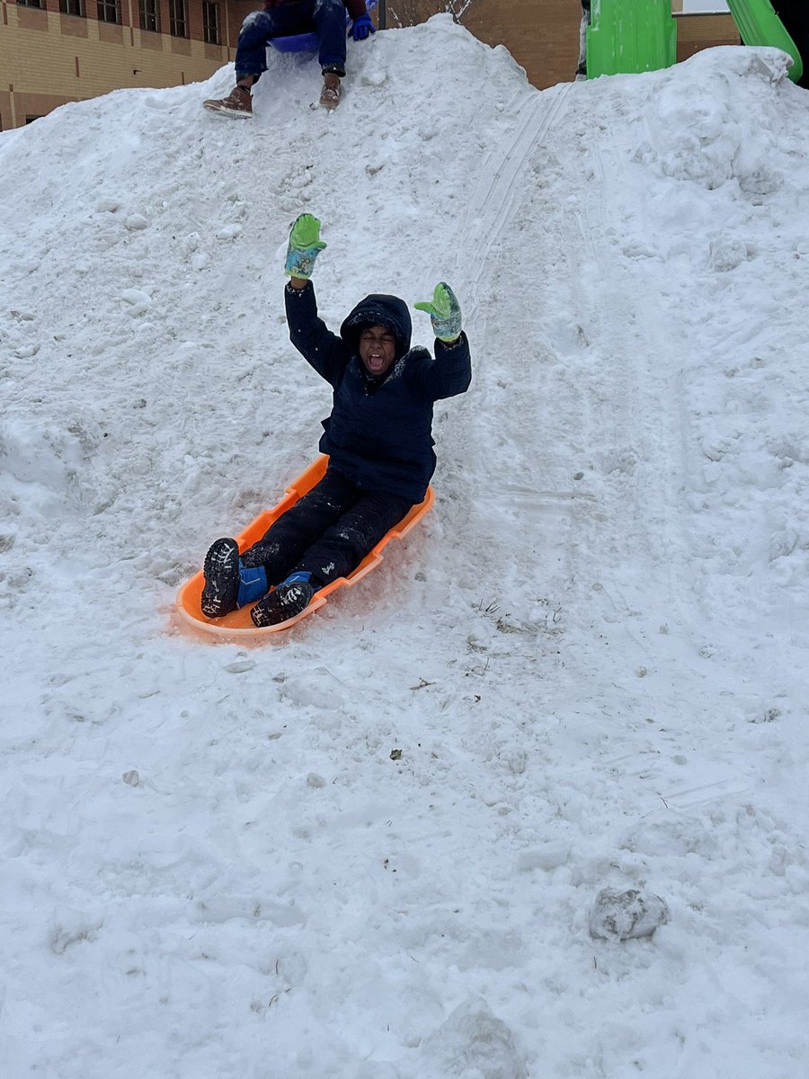 DietrichGrade5's tweet photo. When you live in MN, taking some time to go sledding as a class is a must! So many giggles today, especially when trying to capture everyone in a photo on a slippery hill. @RiversideOtters https://t.co/Q2U73Zf4jj